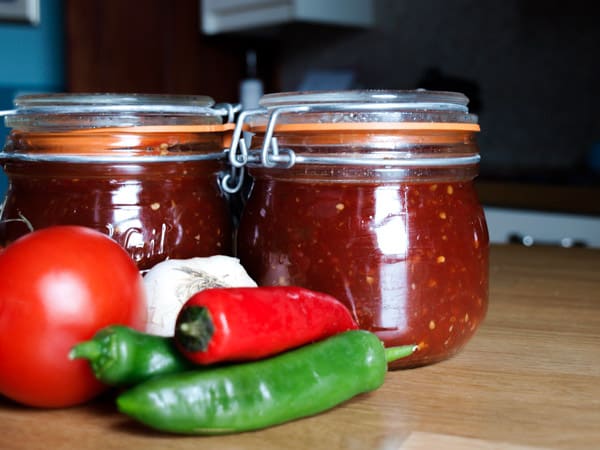 Delicious Spicy Homemade Tomato Chilli Jam Recipe