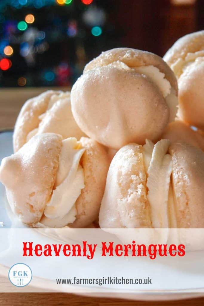 Meringues filled with cream