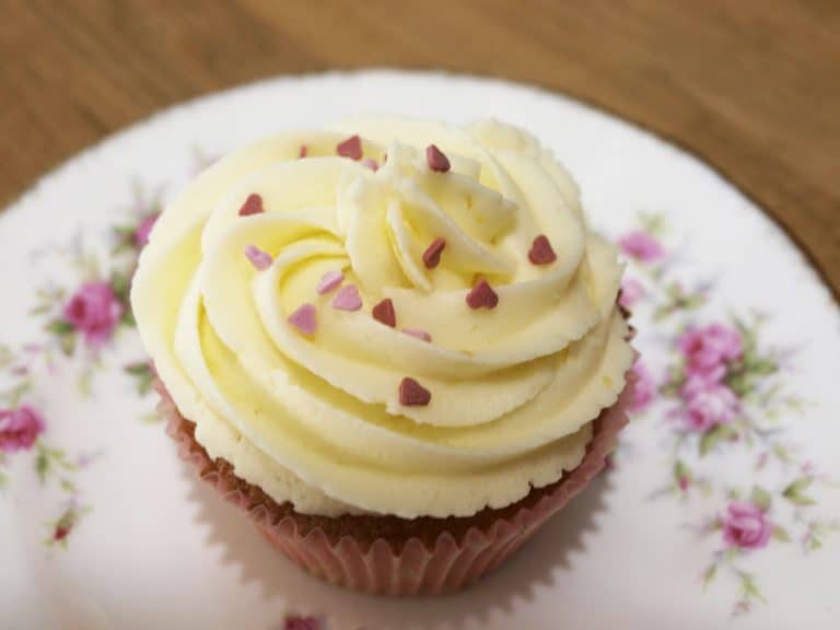 Lemon Love Cakes for Valentine’s Day