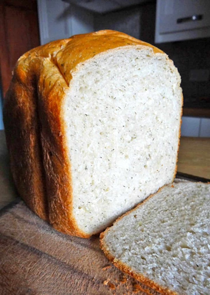 Dill & Onion Bread (Bread Machine) sliced