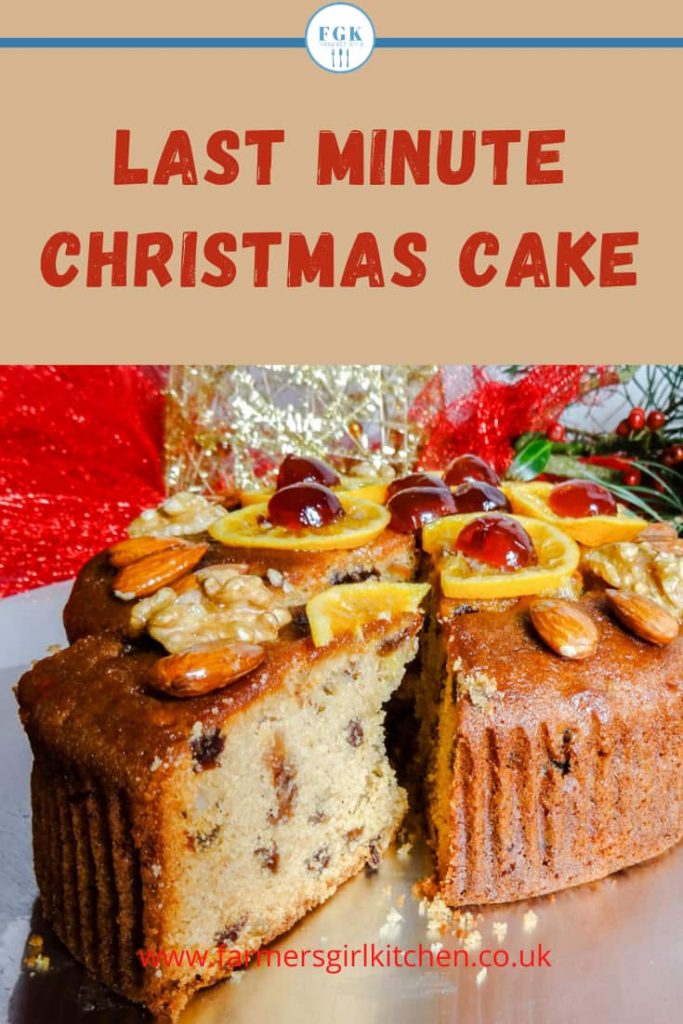 Last Minute Christmas Cake and slice