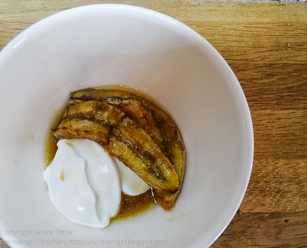 Baked Rum Bananas