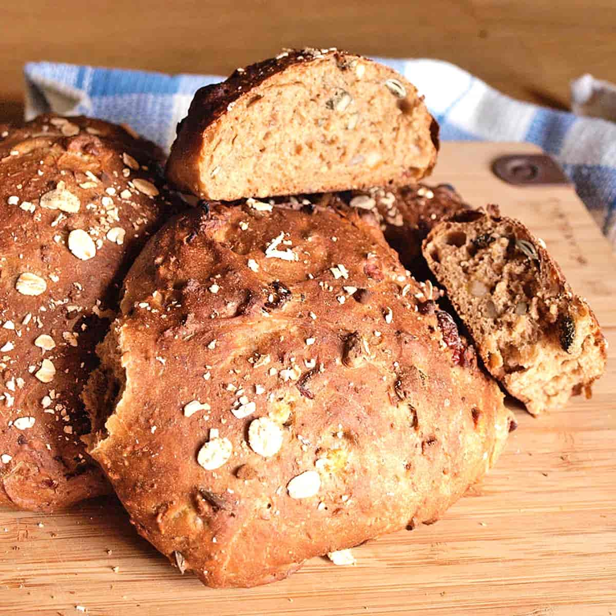 Close up Muesli  Bread Rolls