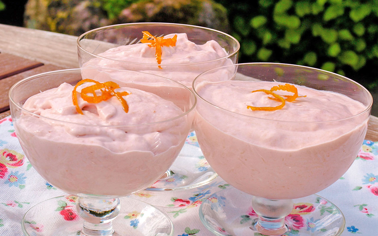 Rhubarb & Orange Fool from Farmersgirl Kitchen