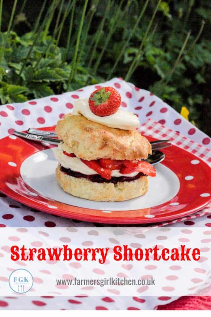 Strawberry Shortcake is the perfect summer dessert, light and fluffy shorcake scones filled with strawberry jam, cream and fresh strawberries and topped with whipped cream and a whole strawberry #strawberry #shortcake #scones
