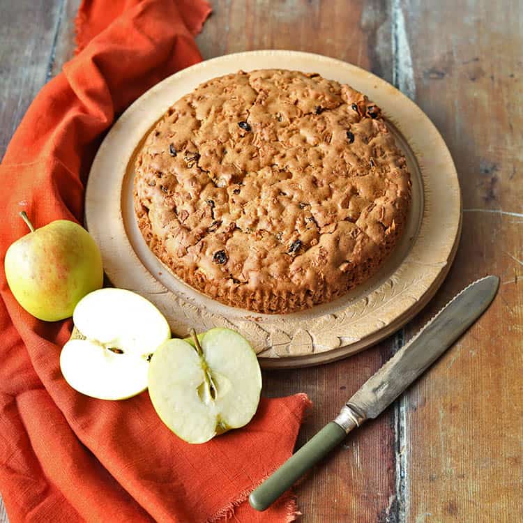 Spiced Apple and Ginger Cake