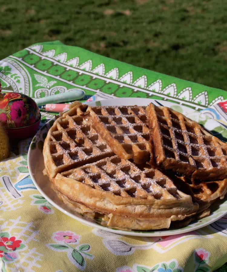 Hot Cross Bun Waffles - Easter starts here