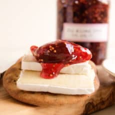 How to make Fig & Lime Jam served with cheese and crackers