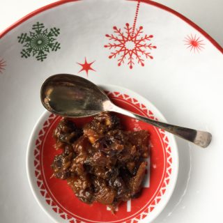 This Easy Slow Cooker Mincemeat with Ginger will make mince pies you'll love