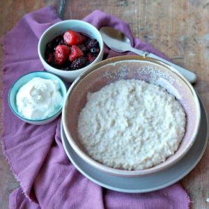 Perfect Scottish Porridge with fruit