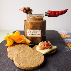 How to make Spicy Courgette and Apple Chutney