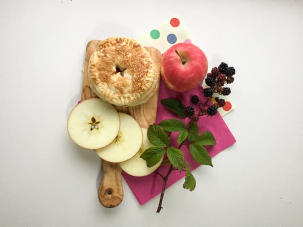 BLACKBERRY AND APPLE HAND PIES WITH BLACKBERRIES