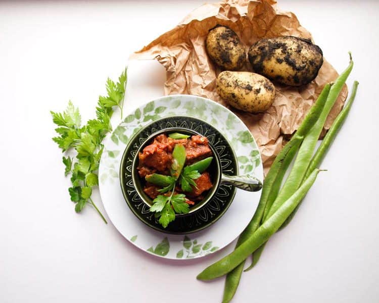 All the delicious flavours of chorizo combined with summer vegetables from the garden or allotment: Slow Cooker Chorizo, Potato & Runner Bean Recipe