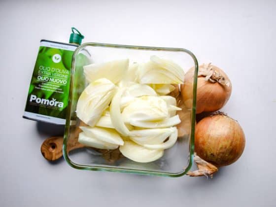 raw onions and olive oil 