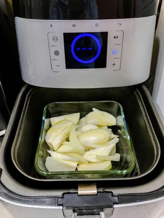 Onions roast in Air Fryer