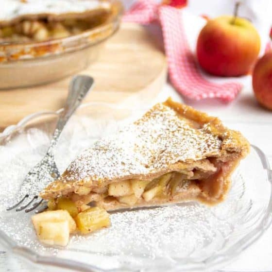 Cinnamon Apple Rhubarb Pie