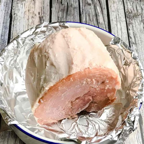 Cut diamond pattern in fat on the ham