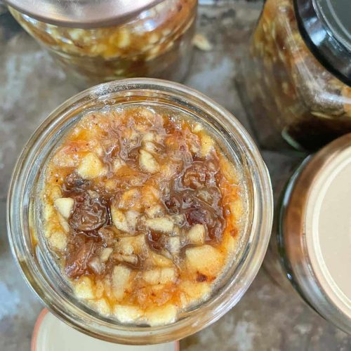 Apple pickle in jars