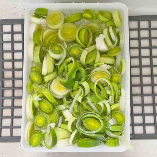 Leeks in water for Chicken and Leek soup