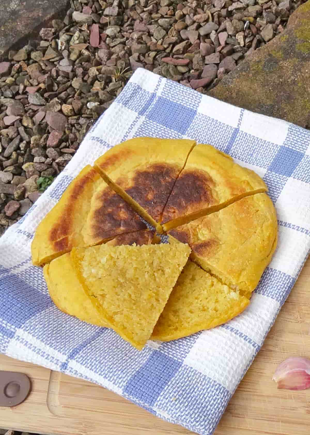 Bolo do Caco pan bread sliced