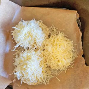 French bread with grated cheese