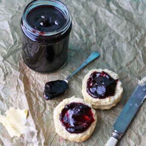 Spiced Blackberry Jam with sconess