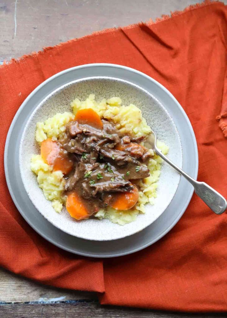 Slow Cooker Beef Short Ribs - Farmersgirl Kitchen
