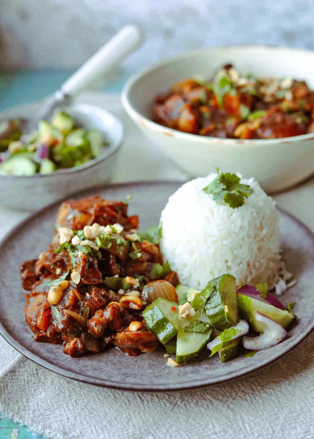 Slow Cooker Beef Massaman Curry - Farmersgirl Kitchen