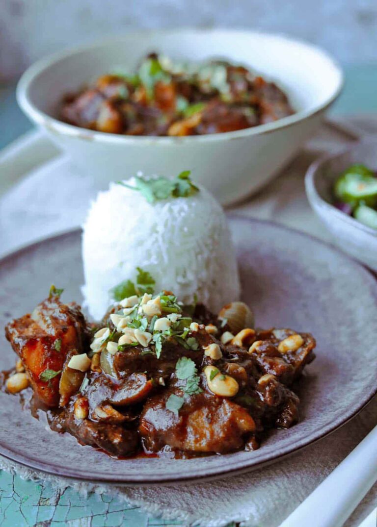 Slow Cooker Beef Massaman Curry Farmersgirl Kitchen