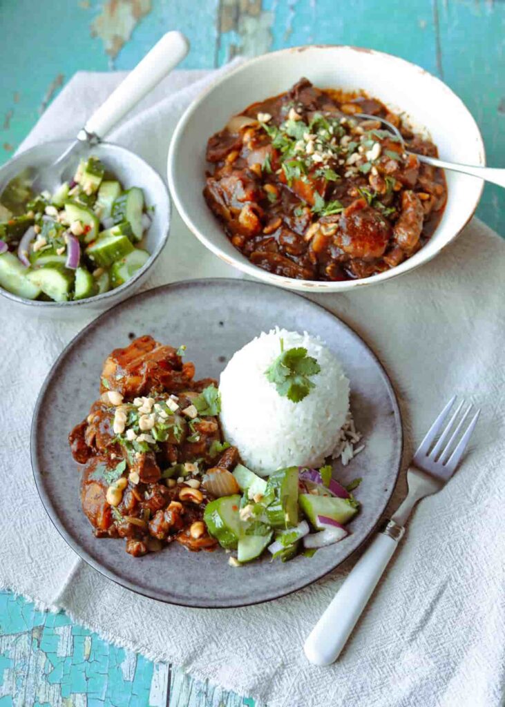 Slow Cooker Beef Massaman Curry - Farmersgirl Kitchen