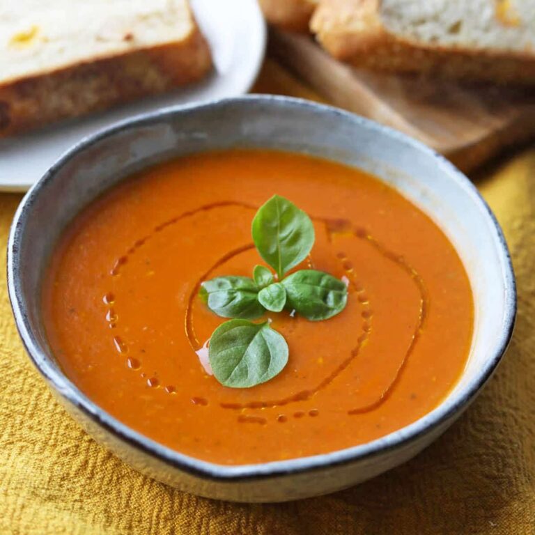 Courgette Tomato and Basil Soup