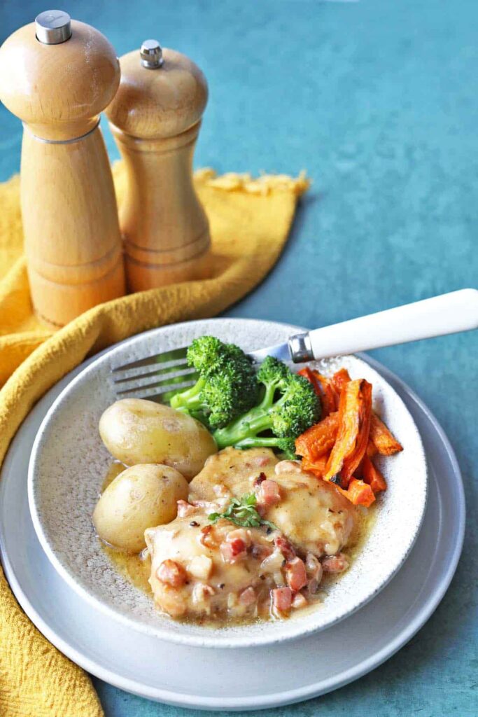Slow Cooker Chicken Casserole - Farmersgirl Kitchen