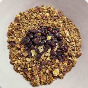 Gingerbread granola with cranberries and ginger