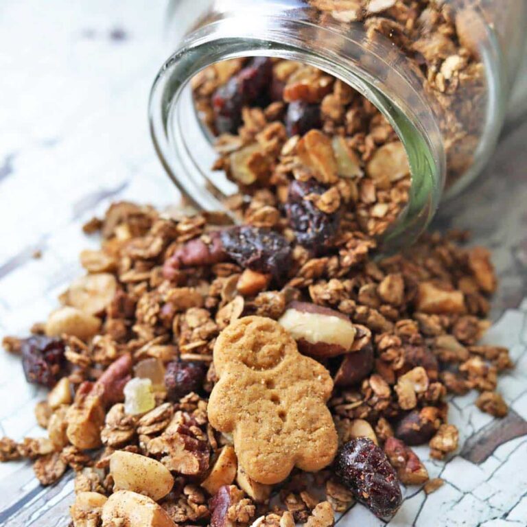 Christmas Gingerbread Granola with Gingerbread Men