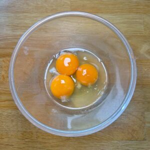 Eggs in glass bowl