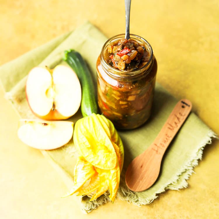 Courgette and Apple Chutney (Zucchini)